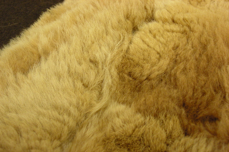 how to make a fur blanket