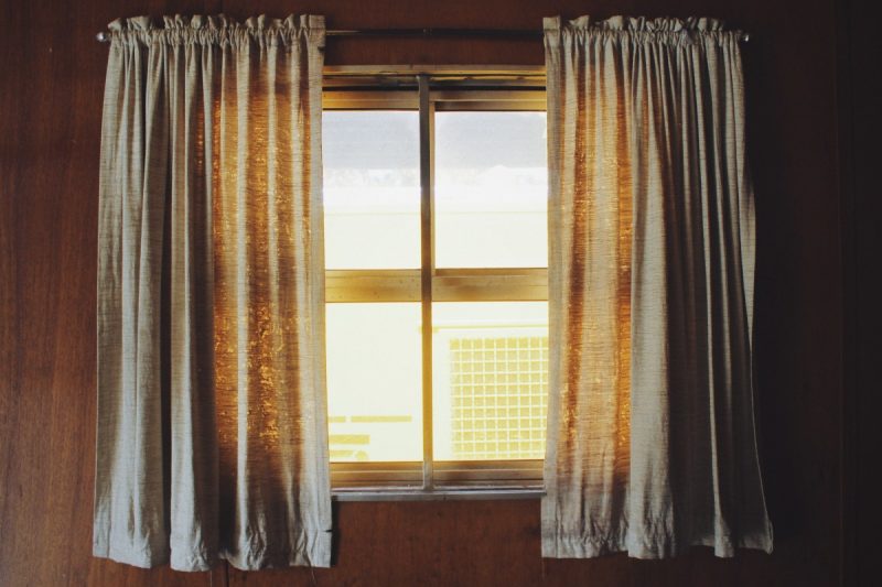 how to measure windows for curtains