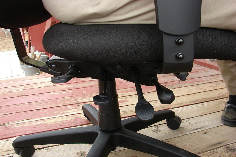 how to fix a sinking office chair