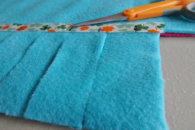 how to make a fleece tie blanket for a baby