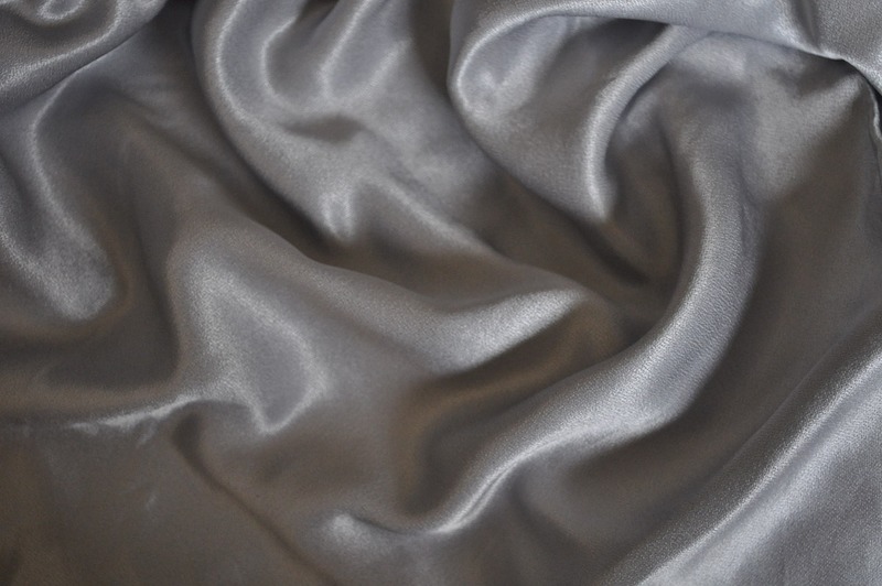 how to wash silk blanket