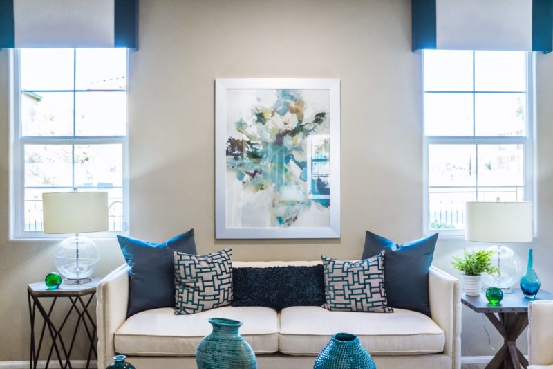 how to arrange pillows on a couch and loveseat