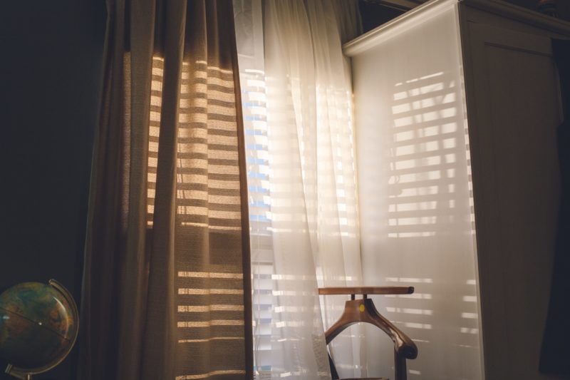 how to cover a window without curtains