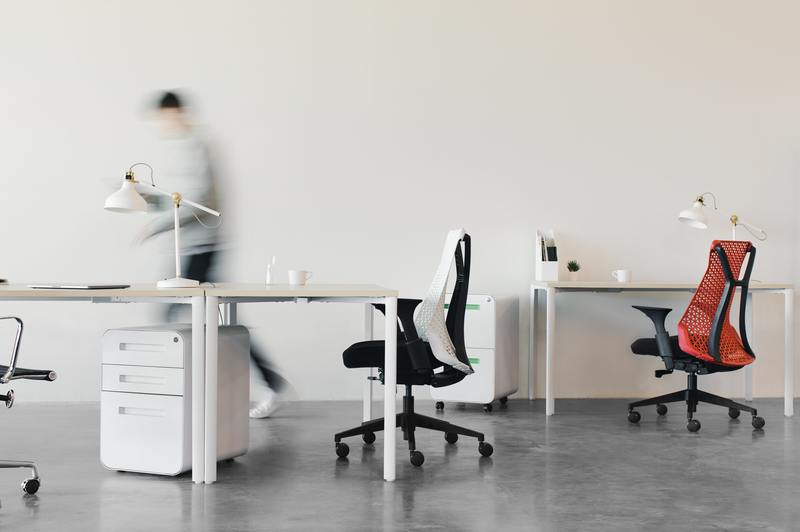 how to adjust office chair height