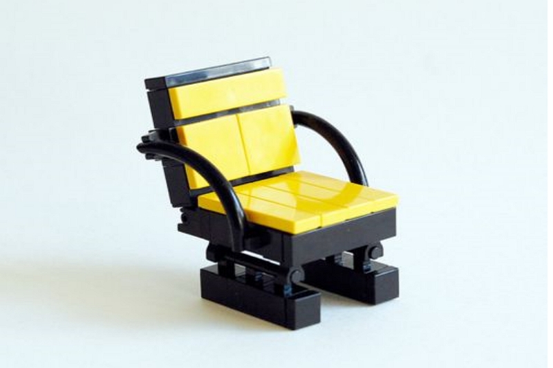 How to Build an Easy Lego Recliner Chair