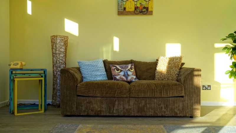 how to add height to a bamboo loveseat