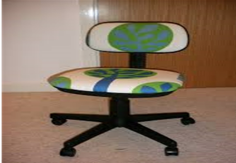 Reupholster a Swivel Kitchen Chair