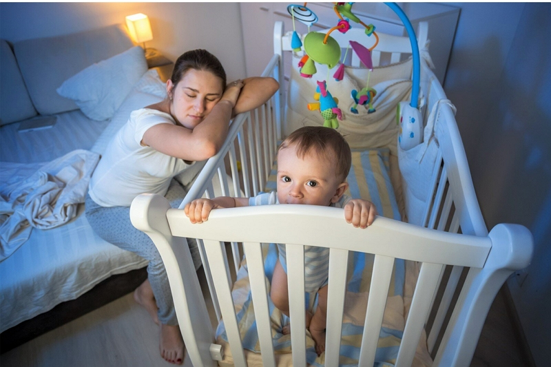 How to Prepare For Transition From Bassinet To Crib