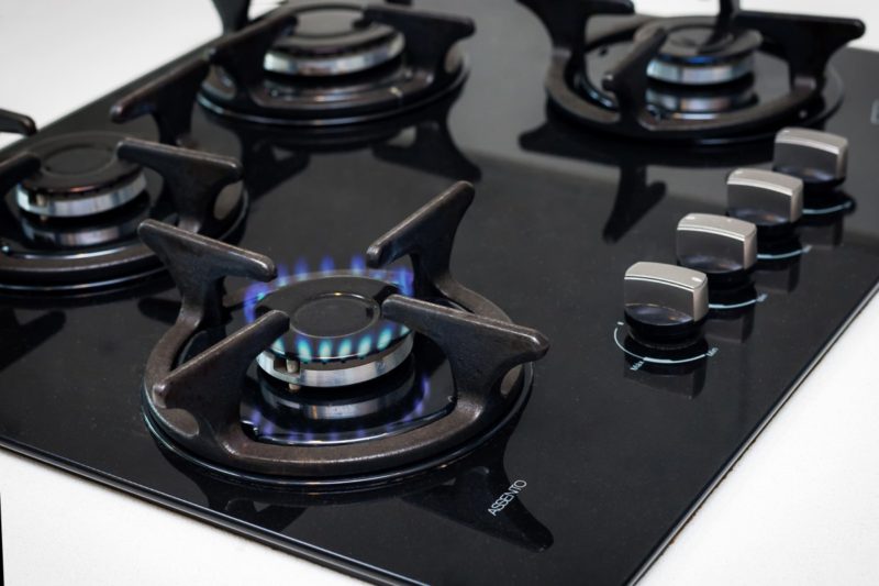 how to clean stove burner pans