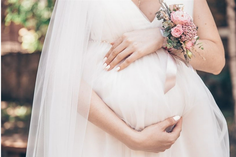 Where to buy maternity dresses for a wedding