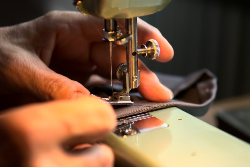 how to adjust stitch length on old singer sewing machine