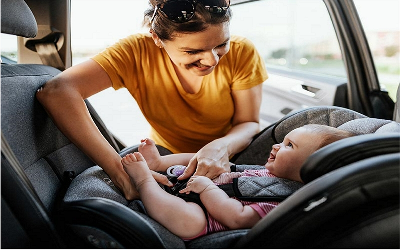How to keep baby cool in rear facing car seat