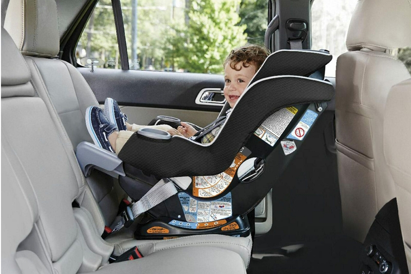 How to keep baby from sweating in car seat