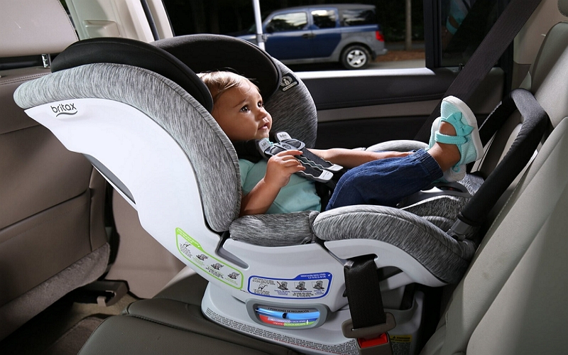 how to put baby trend car seat straps back together