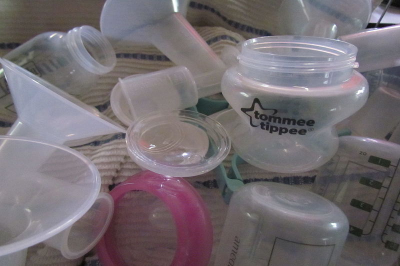 how to remove mold from breast pump tubing