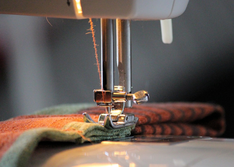 how to take apart bernina sewing machine