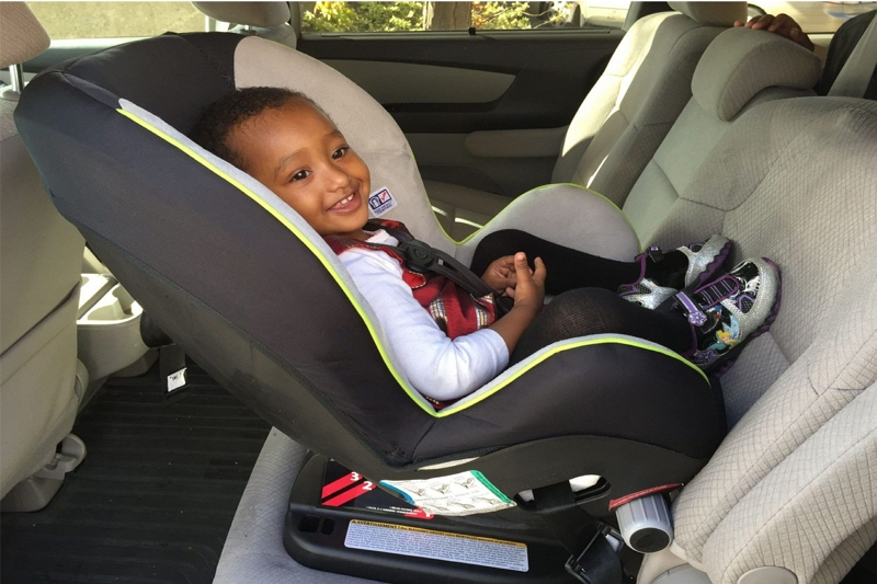 How to get baby to sleep in car seat