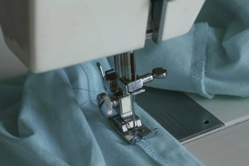 what does a computerized sewing machine do