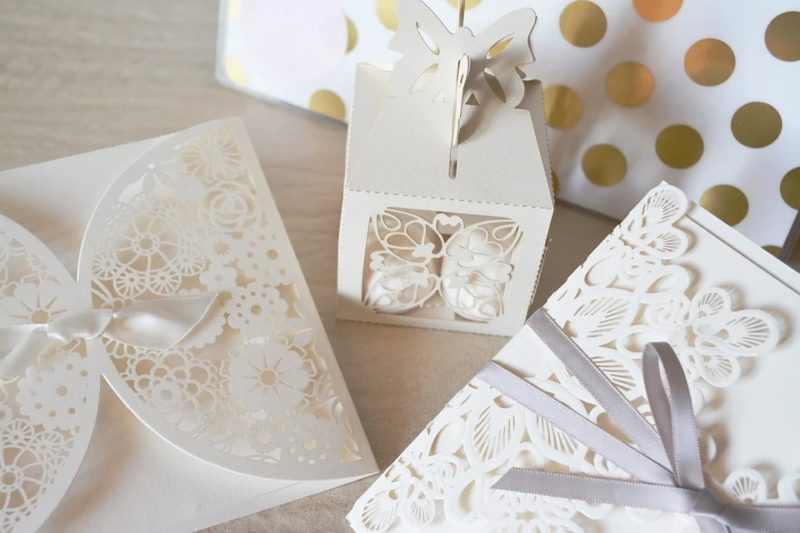 what to do with wedding cards