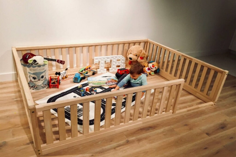 How to fix the sides of baby playpen