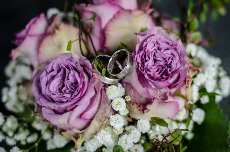 how to make a cascading wedding bouquet