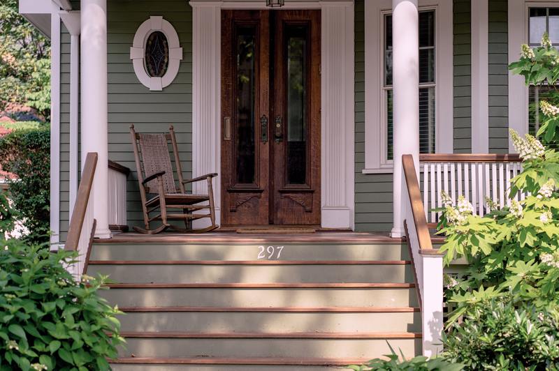 how to clean mildew off porch