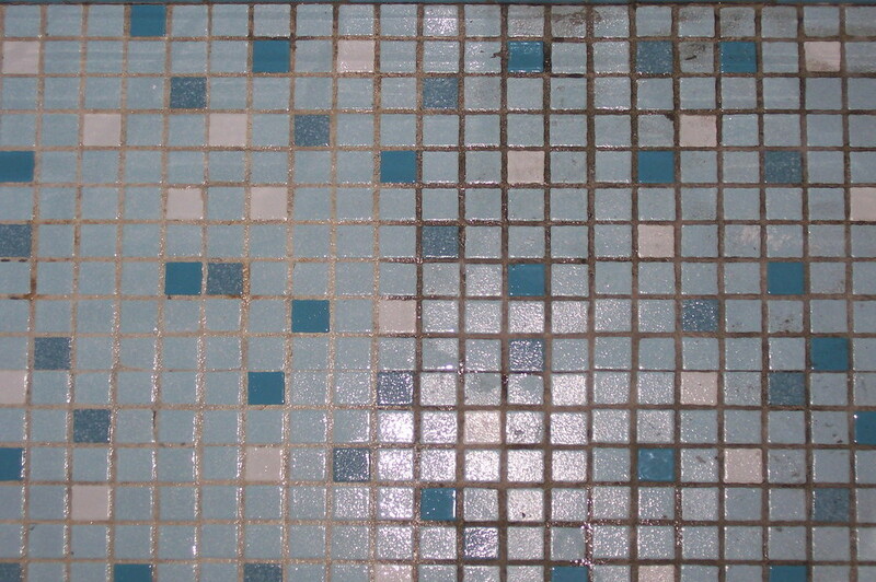 how to remove mildew stains from grout