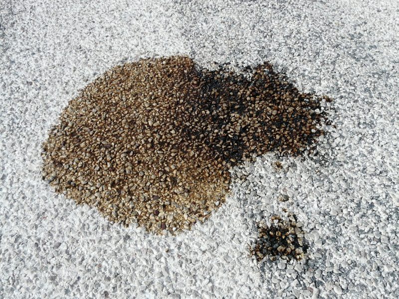 how to remove the oil stains from driveway using a pressure washer