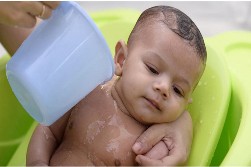 How To Use Baby Bath Tub