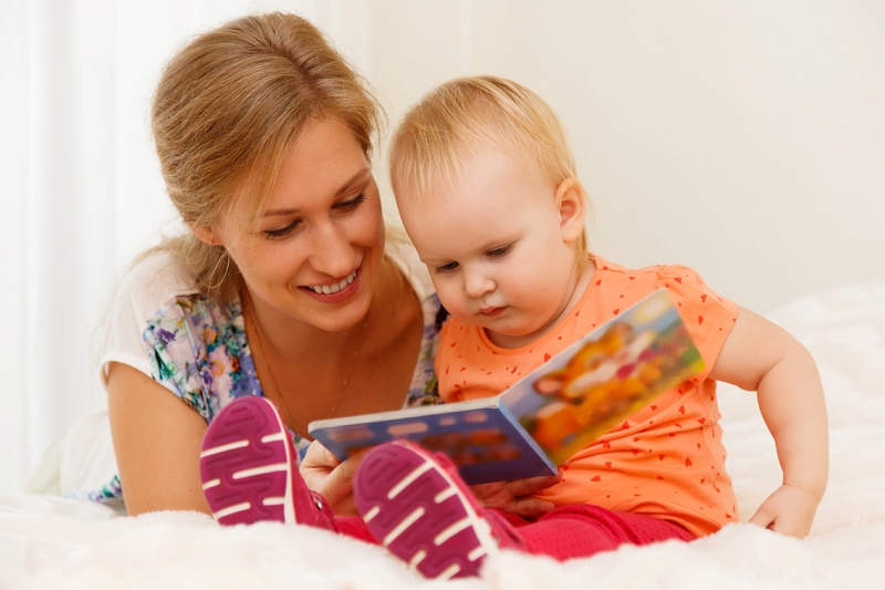 What to write in a baby story book