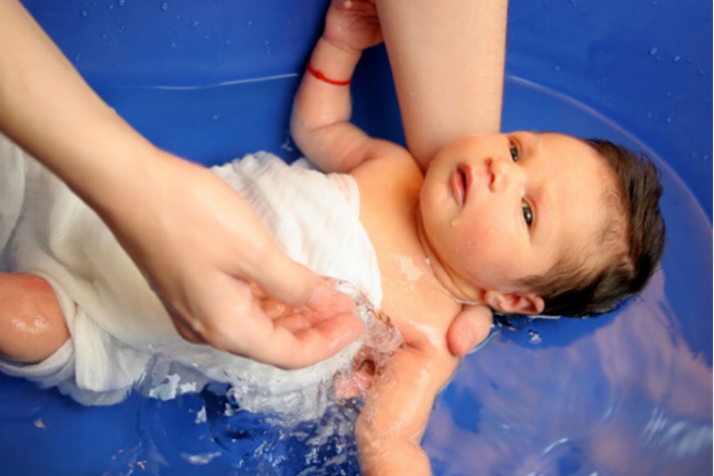 How to use bath tub for baby