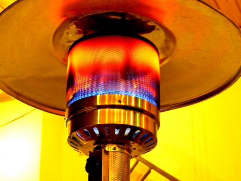 how to light a kerosene heater
