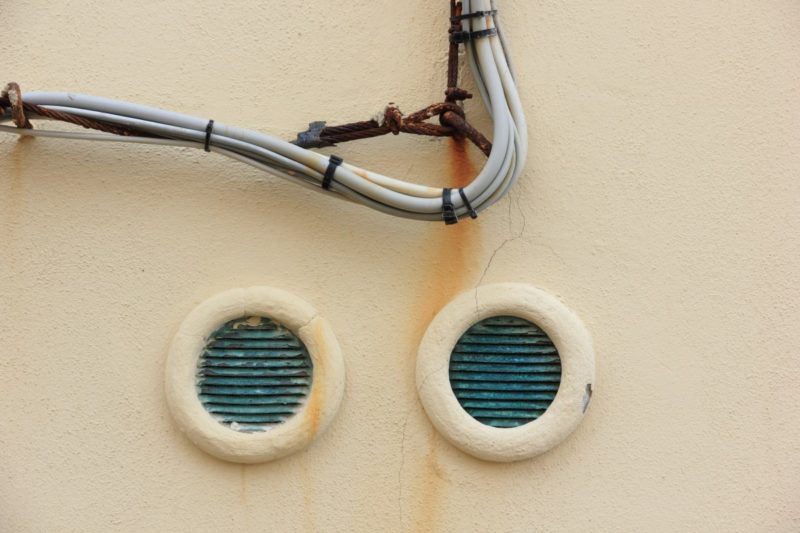 how to tell how old water heater is