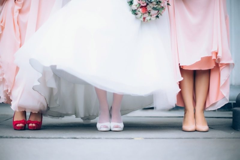 what shoes to wear with wedding dress