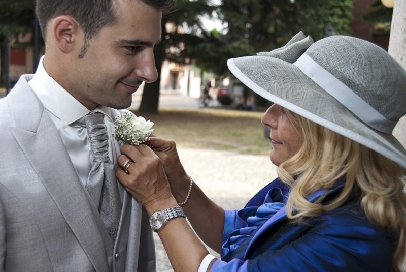 what to give your son on his wedding day