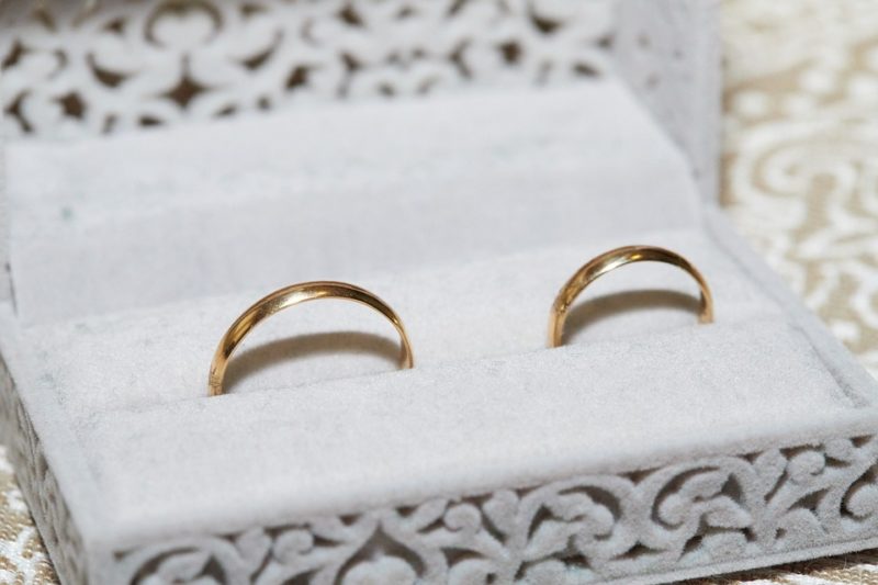how to make wedding ring smaller