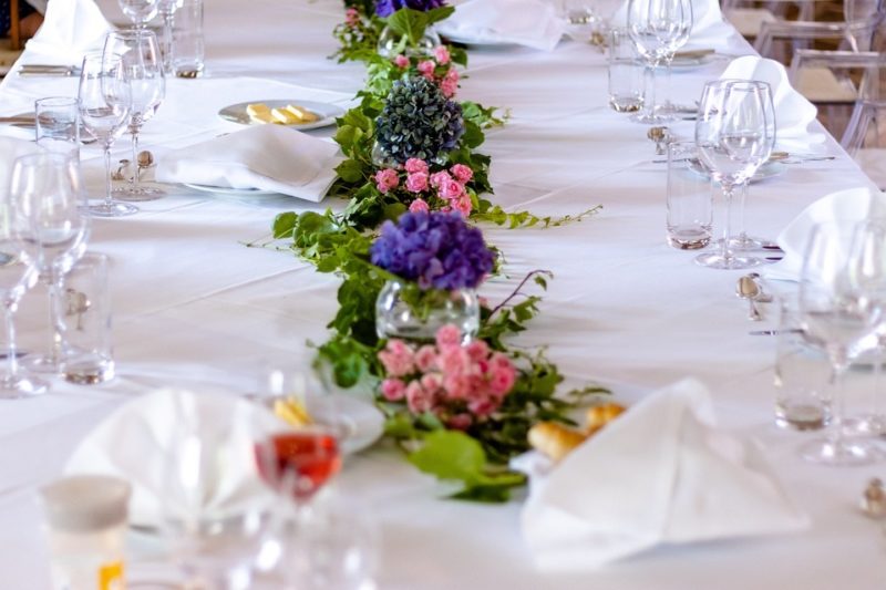 how to set up long tables for wedding reception