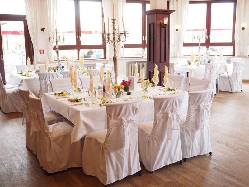 how to transform a room for a wedding reception