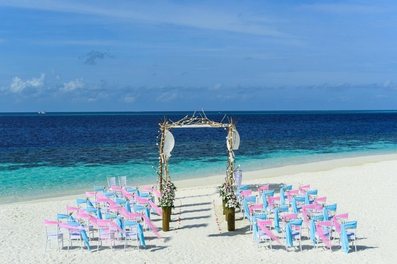 what to wear to a destination wedding