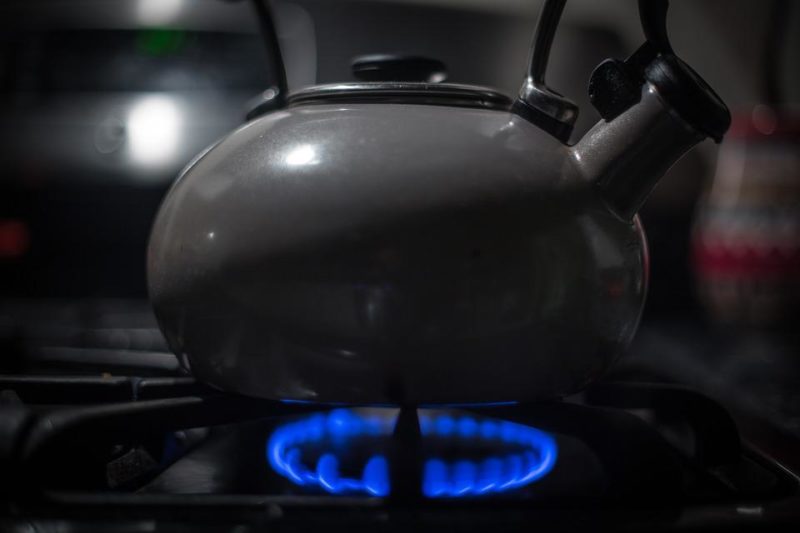 how to use a propane stove