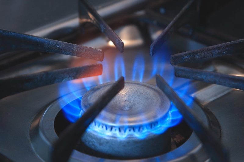 how to remove cloudiness from a glass top stove