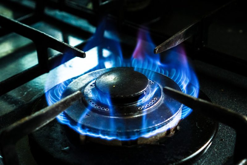 how to remove a gas stove