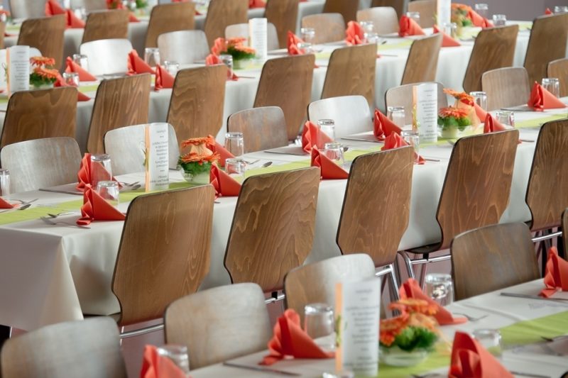 how to set up chairs for wedding ceremony