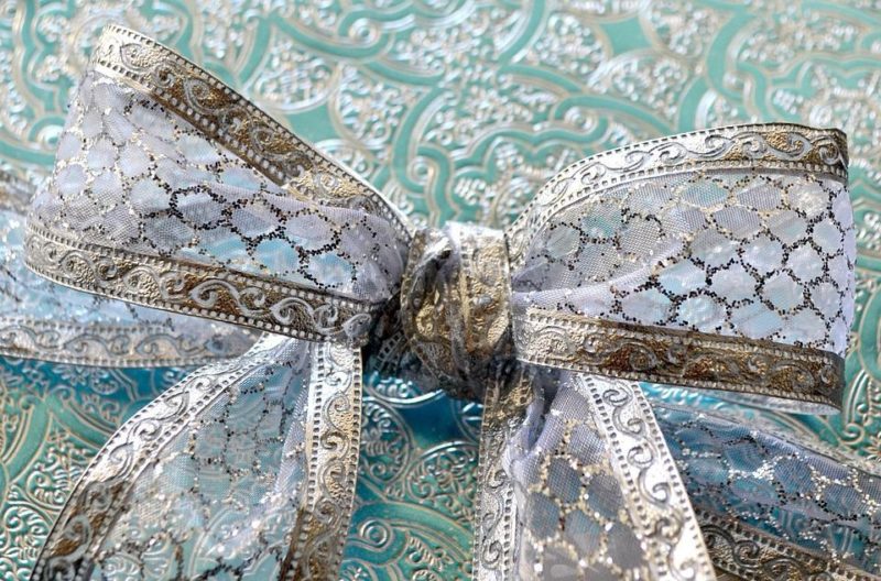 how to make wedding bows out of ribbon
