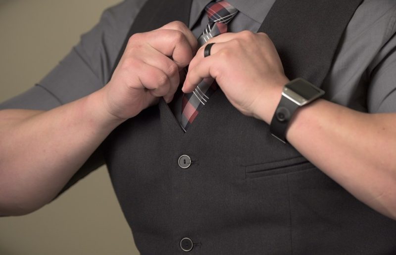 what to wear to a wedding men guest no suit